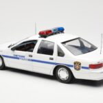 Chevrolet Caprice Cheyenne Politi UT Models 1:18 - image 5 of 6