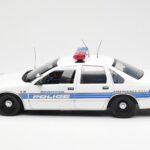 Chevrolet Caprice Sebring Politi UT Models 1:18 - image 3 of 6