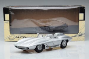 Chevrolet Corvette C1 Stingray Concept AUTOart 1:18 71000 Metal — billede 8 af 8