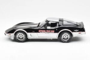 Chevrolet Corvette C3 Pace Car Indianapolis 500 1978 UT Models 1:18 21070 Metal — billede 3 af 6