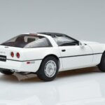 Chevrolet Corvette C4 Hvid AUTOart 1:18 71243 Metal - image 3 of 8