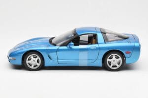 Chevrolet Corvette C5 Blå Metallic UT Models 1:18 21004 Metal — billede 3 af 6