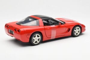 Chevrolet Corvette C5 Hardtop Rød UT Models 1:18 21041 Metal — billede 2 af 6