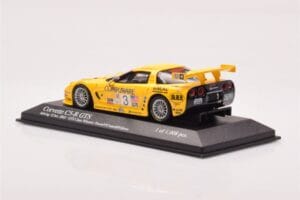 Chevrolet Corvette C5R #3 O. Gavin / J. O'Connell / R. Fellows Sebring 12 Hours 2003 Minichamps 1:43 400031403 Metal — billede 3 af 4