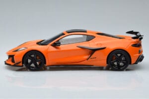 Chevrolet Corvette C8 Z06 Orange GT Spirit 1:18 GT417 Resin — billede 3 af 6