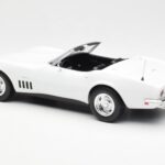 Chevrolet Corvette C3 Cabriolet Can-Am Hvid Norev 1:18 - image 5 of 6