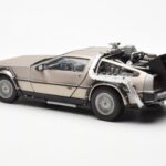 DeLorean DMC-12 Time Machine Back to the Future Sølv Sun Star 1:18 - image 4 of 8