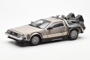 DeLorean DMC-12 Time Machine Back to the Future Sølv Sun Star 1:18