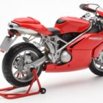 Ducati 999 Rød Minichamps 1:12 - image 3 of 4