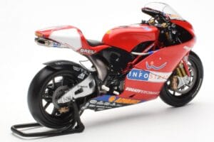 Ducati Desmosedici MotoGP Prova 2002 Minichamps 1:12 122020099 Metal — billede 3 af 4