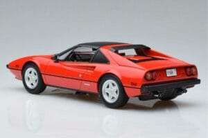 Ferrari 308 GTS Magnum P.I. Norev 1:18 187930 Metal — billede 5 af 6