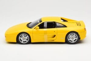 Ferrari F355 Berlinetta Gul UT Models 1:18 180074021 Metal — billede 3 af 6
