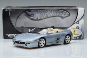 Ferrari F355 Spider Hot Wheels 1:18 23907 Metal — billede 7 af 7