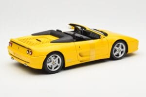Ferrari F355 Spider Gul UT Models 1:18 180074031 Metal — billede 2 af 6