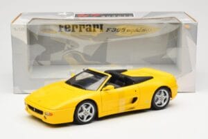 Ferrari F355 Spider Gul UT Models 1:18 180074031 Metal — billede 6 af 6
