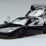 Ferrari F40 Lightweight Sort Kyosho 1:18 - image 2 of 12