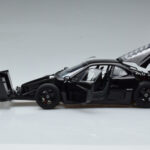 Ferrari F40 Lightweight Sort Kyosho 1:18 - image 4 of 12