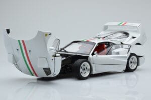 Ferrari F40 Perlevid Italy Kyosho 1:18 08416PWT-G Metal — billede 2 af 8