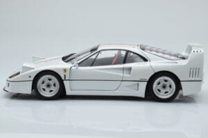 Ferrari F40 Perlevid Italy Kyosho 1:18 08416PWT-G Metal — billede 4 af 8