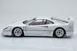 Ferrari F40 Perlevid Kyosho 1:18 08416PW-G Metal — billede 4 af 8
