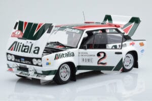Fiat 131 Abarth Alitalia #2 W. Röhrl / C. Geistdörfer Rally Monte Carlo 1978 Kyosho 1:18 08376G Metal — billede 2 af 10