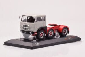 Fiat 690 T1 Hvid IXO 1:43 TR176 Metal — billede 3 af 4