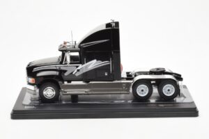 Ford Aeromax Sort IXO 1:43 TR179