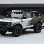Ford Bronco RTR Iconic Sølv GT Spirit 1:18 - image 6 of 6