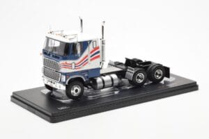 Ford CL 9000 Hvid Blå IXO 1:43 TR177 Metal — billede 3 af 4