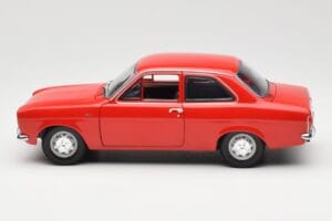 Ford Escort Mk1 RHD Rød Minichamps 1:18 150081070 Metal — billede 4 af 8