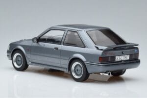Ford Escort Mk4 RS Turbo S Grå MCG 1:18 MCG18272 Metal — billede 5 af 6