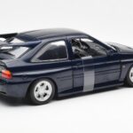 Ford Escort RS Cosworth Blå Metallic UT Models 1:18 180082101-R1 - image 5 of 6