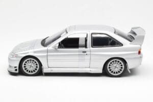 Ford Escort RS Cosworth Gadebil Sølv UT Models 1:18 22706 Metal — billede 3 af 6