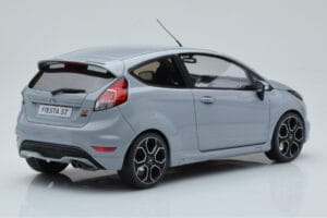 Ford Fiesta ST2000 Grå Otto 1:18 OT985 Resin — billede 2 af 6