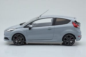 Ford Fiesta ST2000 Grå Otto 1:18 OT985 Resin — billede 3 af 6