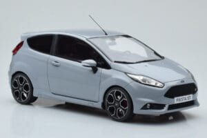Ford Fiesta ST2000 Grå Otto 1:18 OT985 Resin — billede 4 af 6