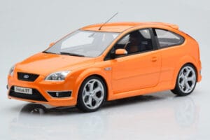 Ford Focus Mk2 ST 2.5 Electric Orange Otto 1:18 OT961