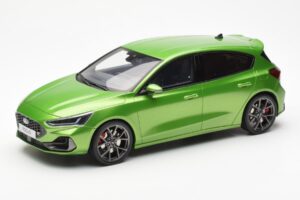 Ford Focus Mk5 ST Phase 2 Mean Grøn Otto 1:18 OT450