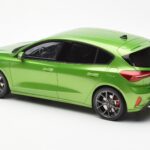 Ford Focus Mk5 ST Phase 2 Mean Grøn Otto 1:18 OT450 - image 5 of 6