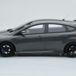 Ford Focus RS Mk3 Stealth Grå Otto 1:18 - image 3 of 6