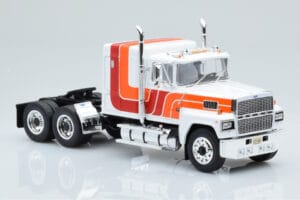Ford LTL 9000 Hvid Rød Orange IXO 1:43 TR094 Metal — billede 3 af 5