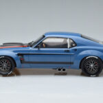 Ford Mustang Boss Cobra Ruffian Cars Blå GT Spirit 1:18 - image 3 of 6