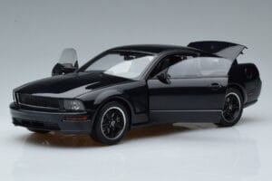 Ford Mustang GT S197 Bullitt AUTOart 1:18 73067 Metal — billede 2 af 7