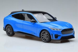 Ford Mustang Mach-E GT Performance Blå Otto 1:18 OT414 Resin — billede 4 af 6