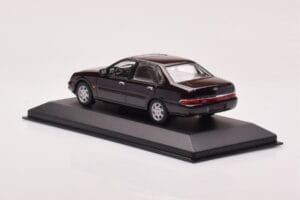 Ford Scorpio Sort Minichamps 1:43 430084001 Metal — billede 3 af 4