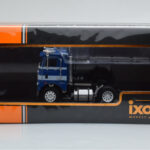 Freightliner COE Blå Hvid IXO 1:43 - image 4 of 4