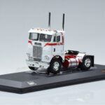 Freightliner COE Hvid IXO 1:43 TR128