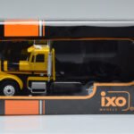 Freightliner FLC120 64T Gul IXO 1:43 TR116 - image 6 of 6