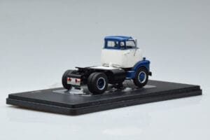 GMC 950 COE Blå Hvid IXO 1:43 TR150 Metal — billede 2 af 6