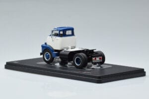 GMC 950 COE Blå Hvid IXO 1:43 TR150 Metal — billede 5 af 6